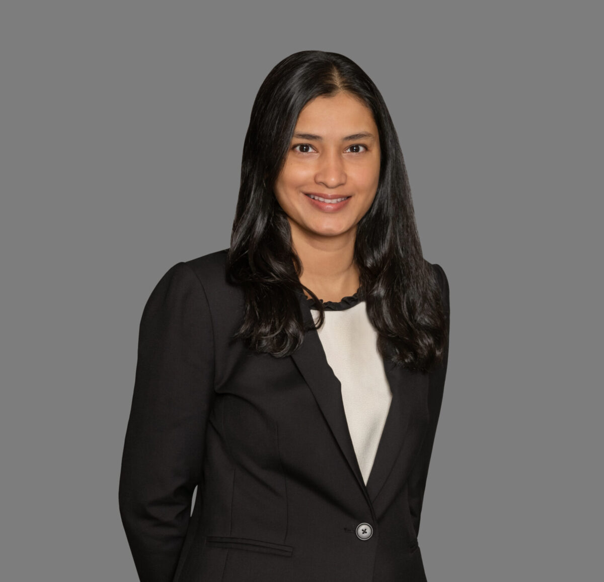 Stincy Joseph Lawyer & Senior Associate in uae
